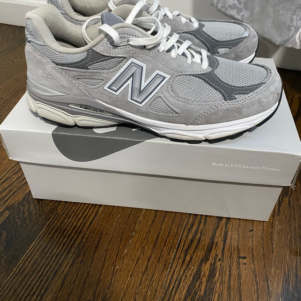 Men’s new balance grey lifestyle
